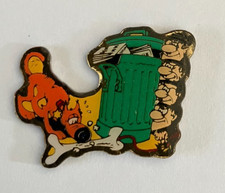 08 - Pin's comic book lucky luke - rantanplan et les dalton