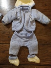 Ensemble de Vêtements Anciens Pour Poupée Hauteur 45 cm.