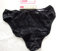 Culotte satin dentelle vintage