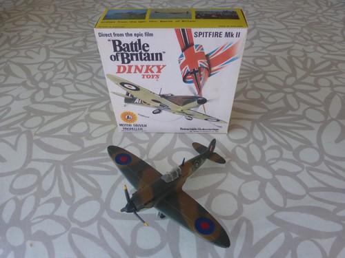 Dinky toys avion 719 - toys,