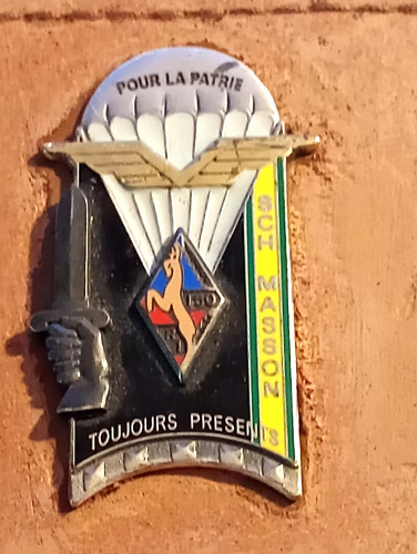 Insigne pucelle militaire sur - pucelle,