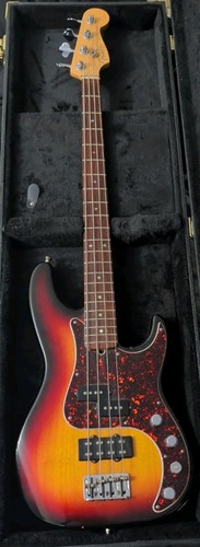 2001 fender american deluxe - ​2001,