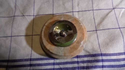 Sonnette ronde marbre breche - ronde,