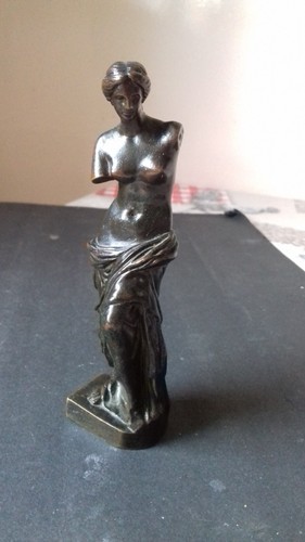 Petite statue bronze - petite, en