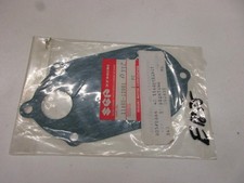 Un joint carter gauche suzuki