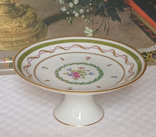 Petite coupe sur pied - petite,