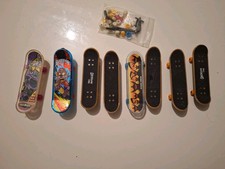 LOT 8 SKATE Mini Finger Board