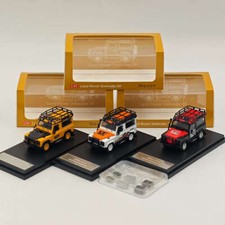 Master 1:64 Lan~over Defender