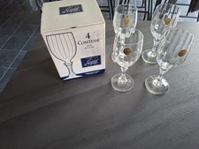 4 VERRES a VIN EAU CRISTAL