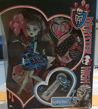 Monster High - BCH90 - Poupée - Tenue de Soirée - Frankie Stein