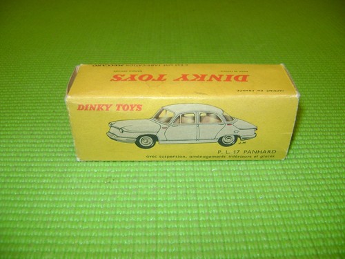 Dinky toys 547 panhard - dinky, pl17