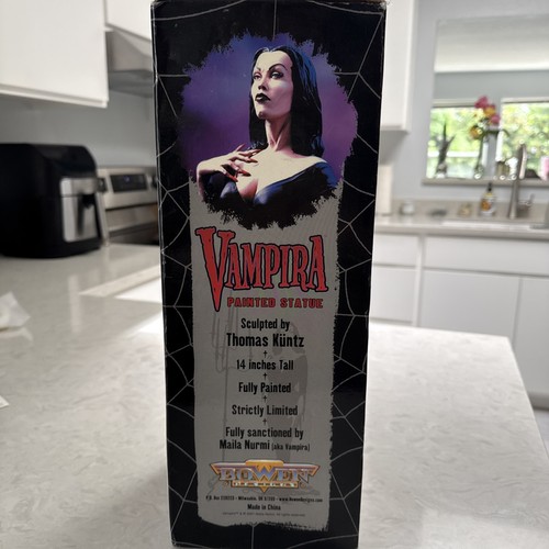 Vintage vampira randy - randy, bowen