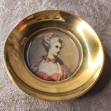Cadre miniature bronze Doré signé : L. Vuillermet  peinture /celluloid Femme XIX