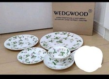 Ensemble de vaisselle