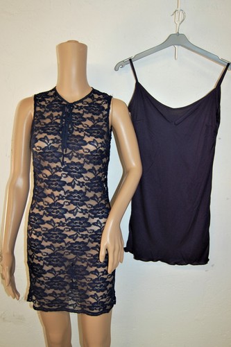 Robe moulante dentelle - moulante, en