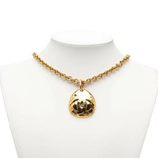 CHANEL Colliers & Pendentifs