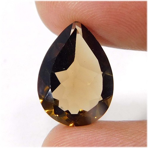 Cabochon poire taillé - de,