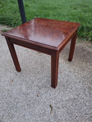 Petite table basse - petite,