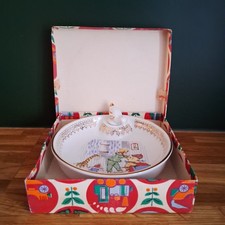 Assiette ancienne à bouillie en porcelaine de Chauvigny