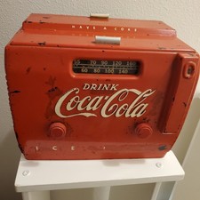 ORIGINAL 1949 Genuine AM Tube, Coca Cola Bakelite Cooler Radio See Pictures 