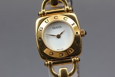 [Exc+5] Montre à quartz pour