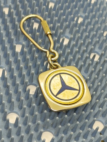 Porte clé automobile mercedes - porte,