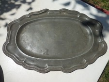 Ancien Plat de service en étain poinçonné vintage