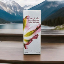  Yves Rocher Moment de Bonheur Eau de Parfum vapo 50 ml  NEUF sous blister
