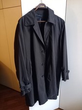 Imperméable noir, homme