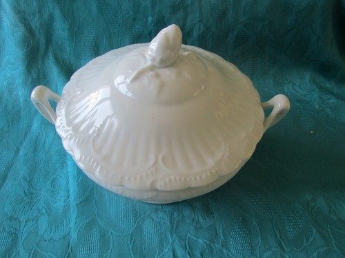 Soupière porcelaine de - soupière, en