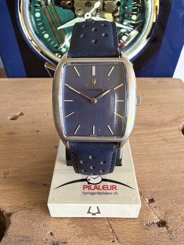 Bulova accutron vintage - bulova,