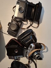 Lot de 3 appareils photos anciens et 1 petite camera