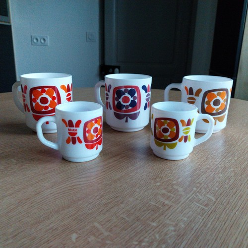 Lot mugs arcopal modèle - 5,