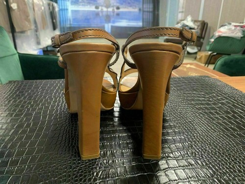 Prada emblématique - emblématique, à