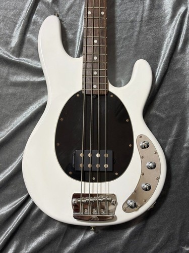 Sterling music man ray34 4 - sterling,