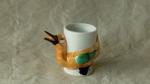 Ancien coquetier porcelaine - en,