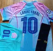 Maillot de football taille 12 ans  FC Barcelone Lamine Yamal blue 2026 + patchs
