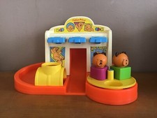 Vintage 1984 Fisher Price aire