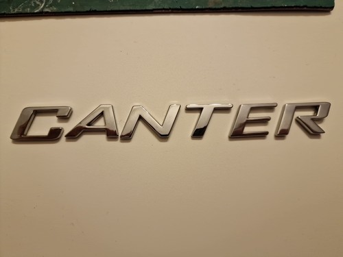 Mitsubishi fuso canter - mitsubishi,