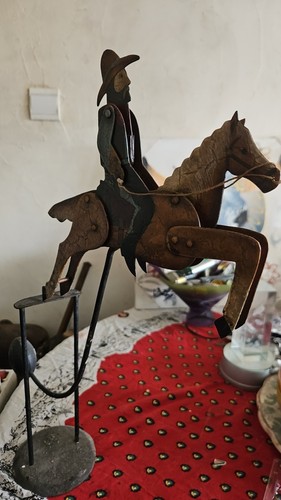 Ancienne figurine mécanique