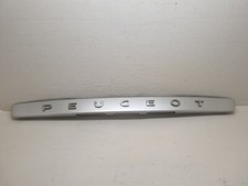 Cache lumière de plaque