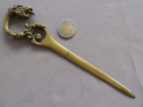 Ancien coupe papier bronze - , en