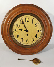 ANCIENNE PENDULE MURALE EN BOIS – ANTIQUE CLOCK