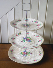 Plat présentoir 3 étages