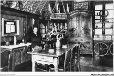 AMMP2-0158-50 - PONTORSON - Smoking Room - Antique Furniture