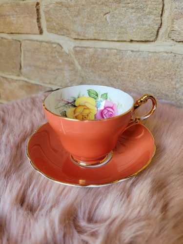 Ancienne tasse soucoupe - tasse, et