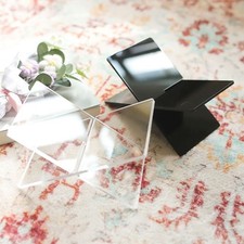 Support acrylique compact pour