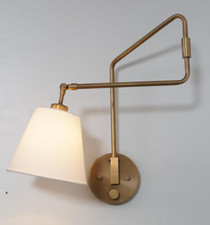 Applique murale en laiton fait