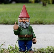 NAIN DE JARDIN DOIGT D'HONNEUR