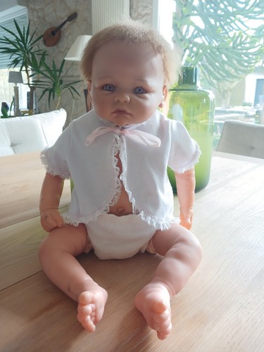 Bébé fille reborn - bébé,
